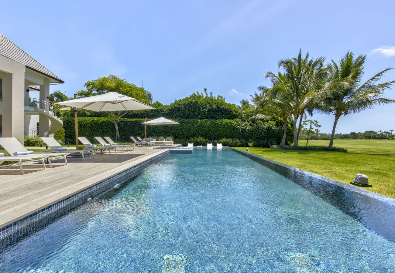 Villa a Punta Cana - Villa Mariposa | Luxury Golffront Villa in Punta Cana